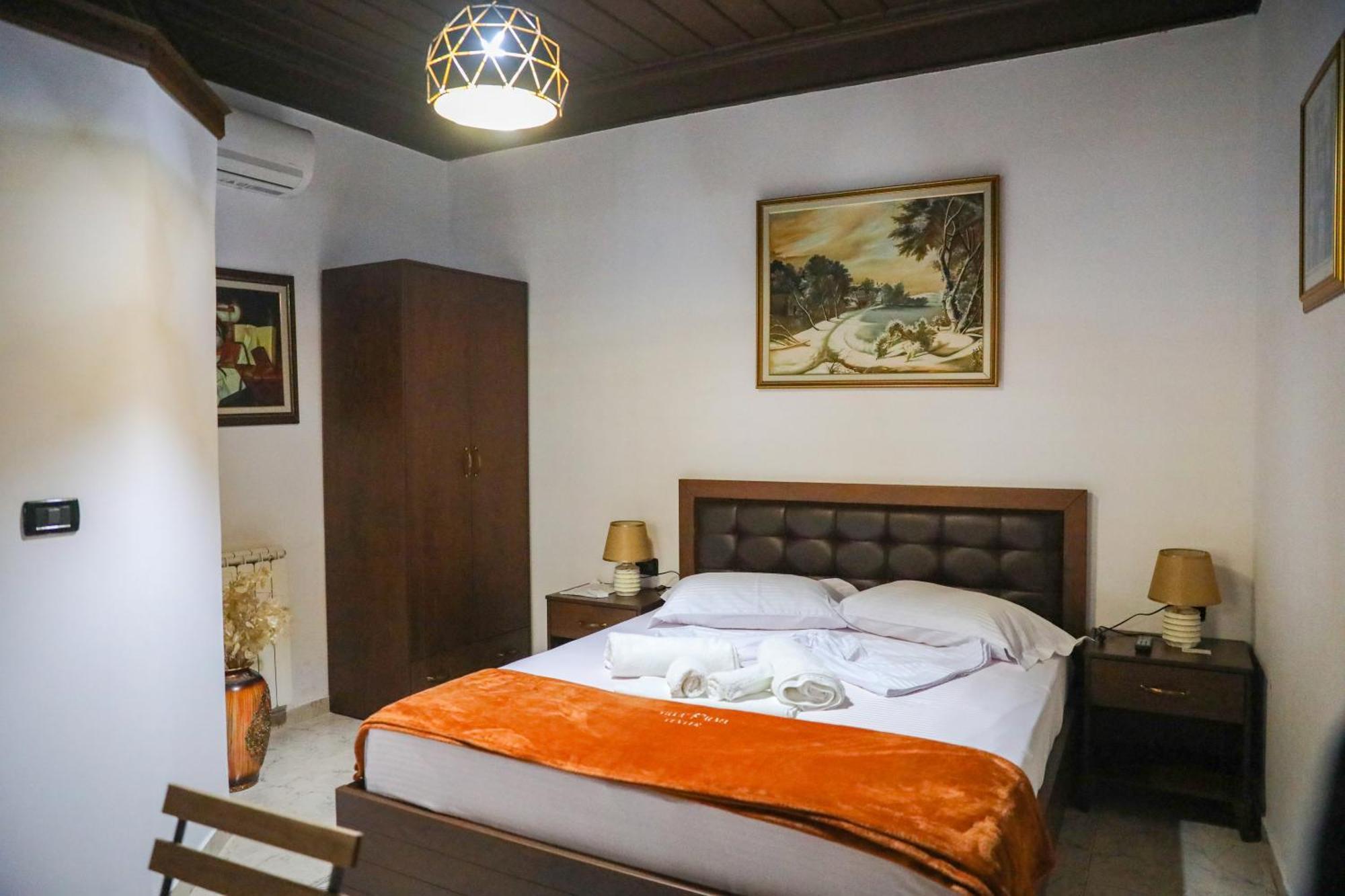 Villa Palma Center เบราท ห้อง รูปภาพ